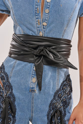 ESSENTIAL WRAP AROUND TIE BLACK BELT