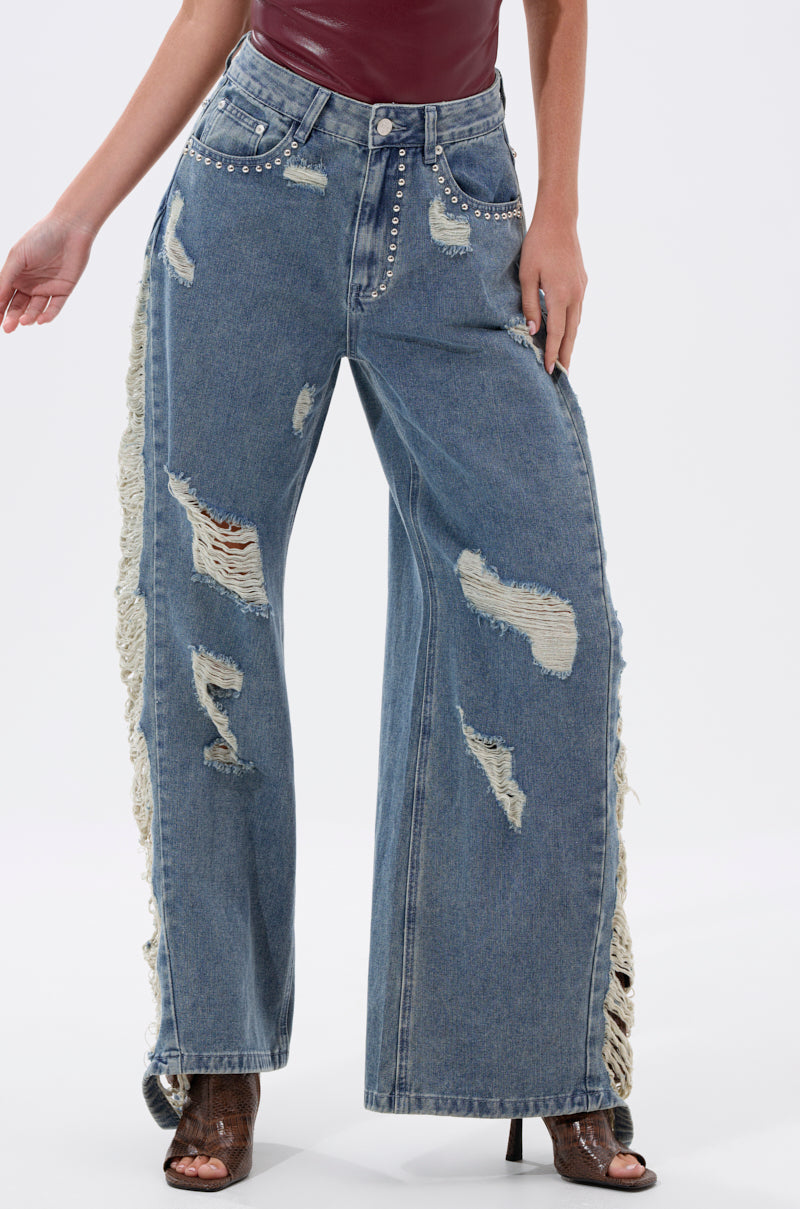 OVER IT DISTRESSED RELAXED DENIM