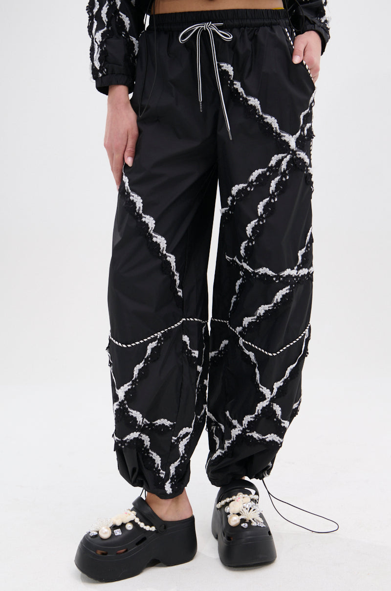 STRIKE OUT LACE TRIM JOGGER