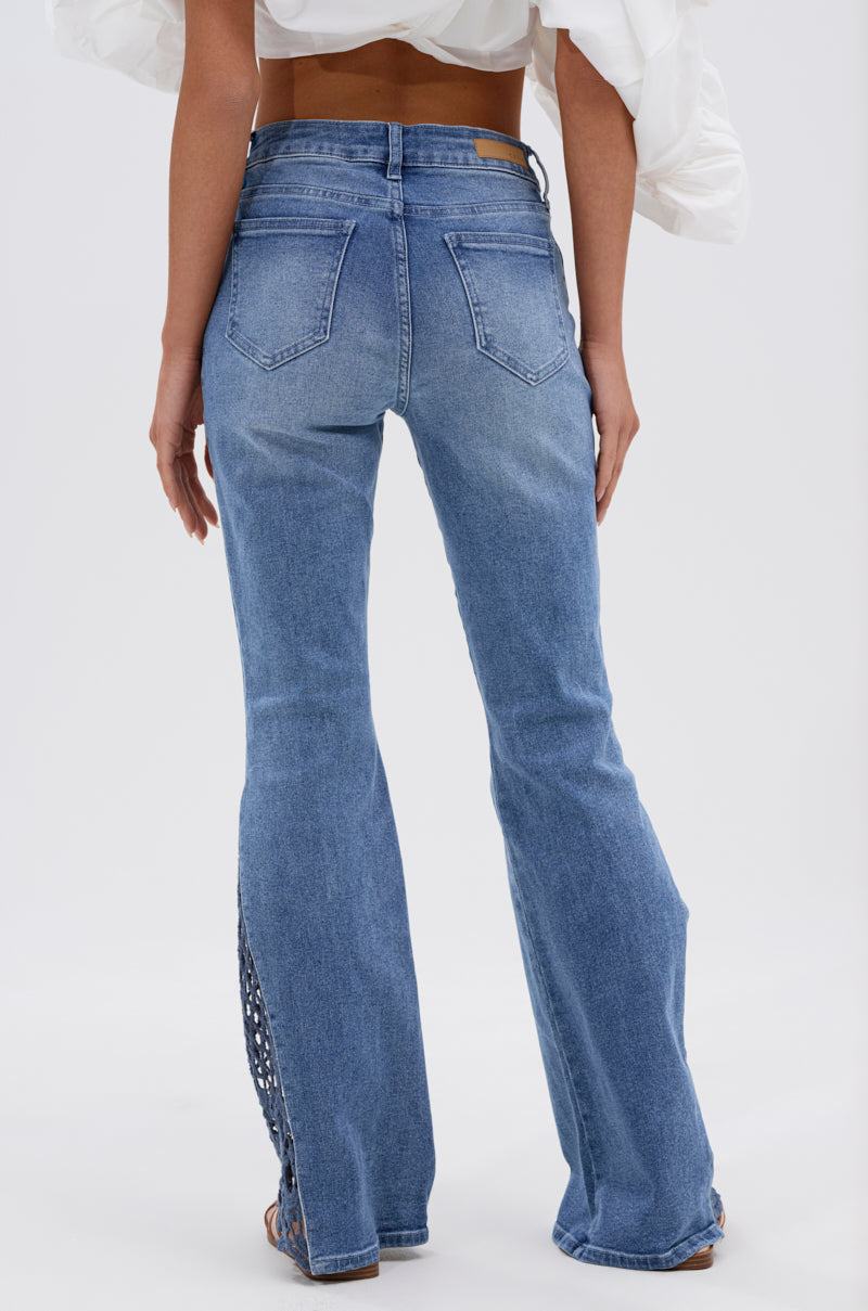 SUMMER DAYS RELAXED DENIM WITH EYELET OPENING