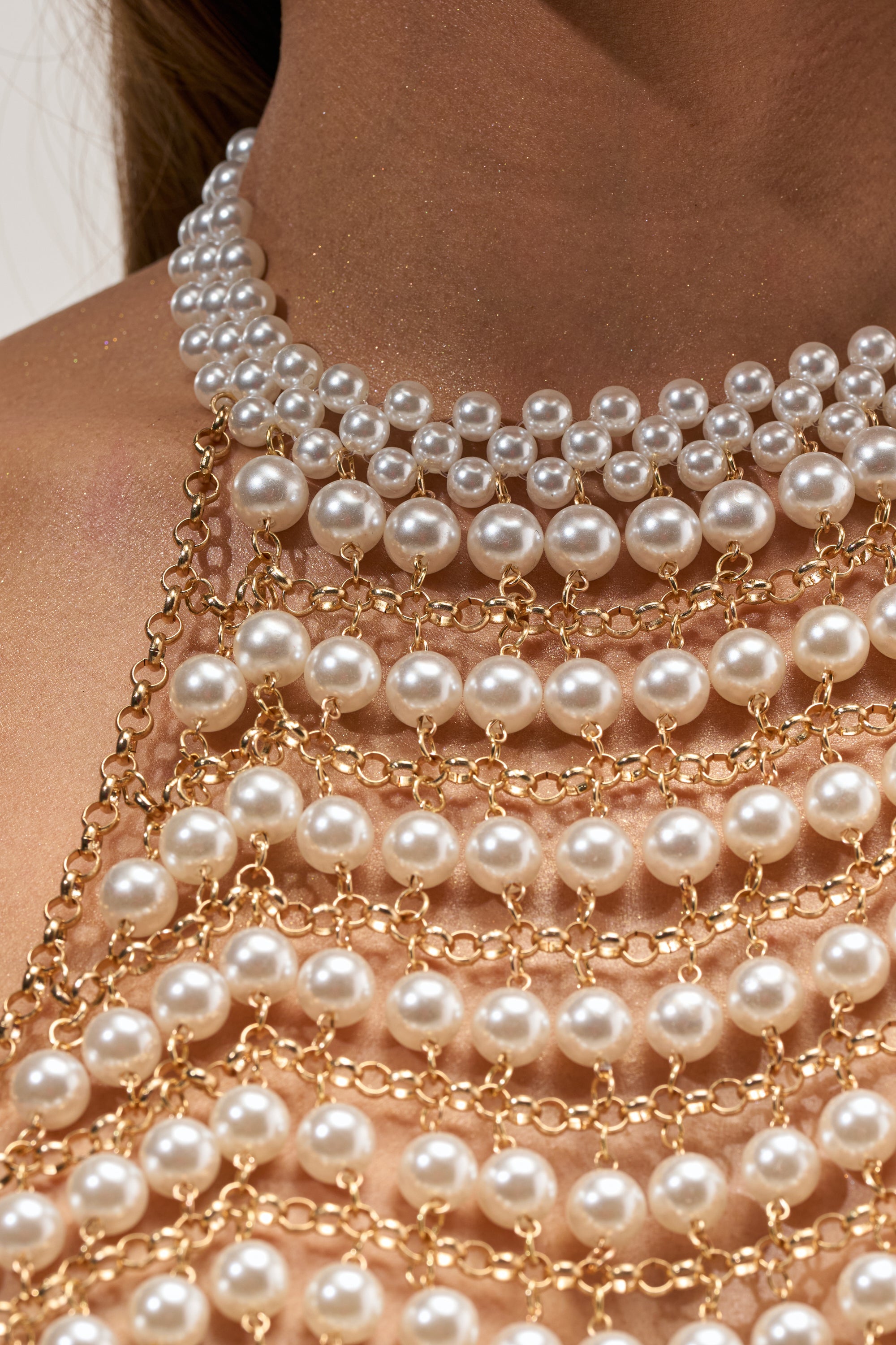 PEARL PLS BODY CHAIN