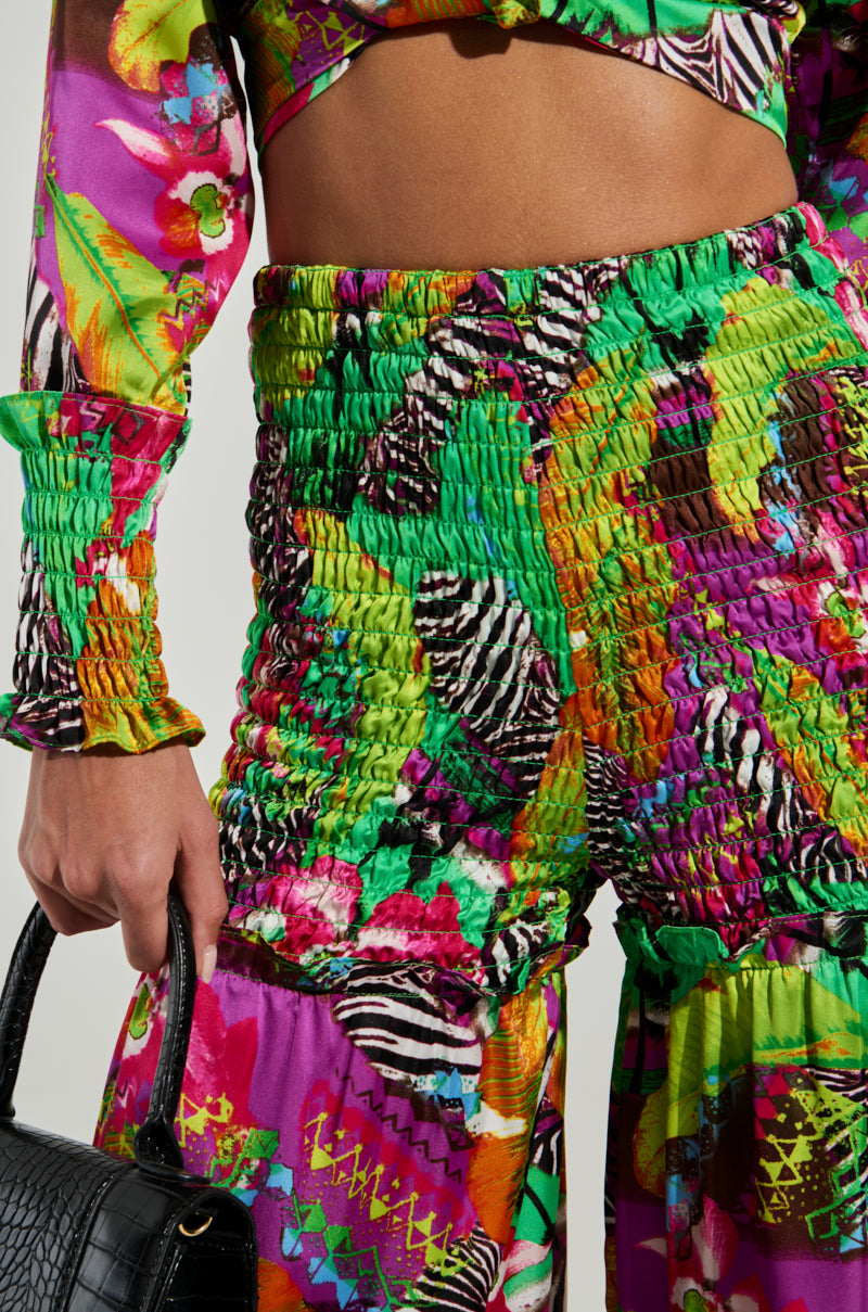 ON VACAY WIDE LEG PANT IN GREEN MULTI