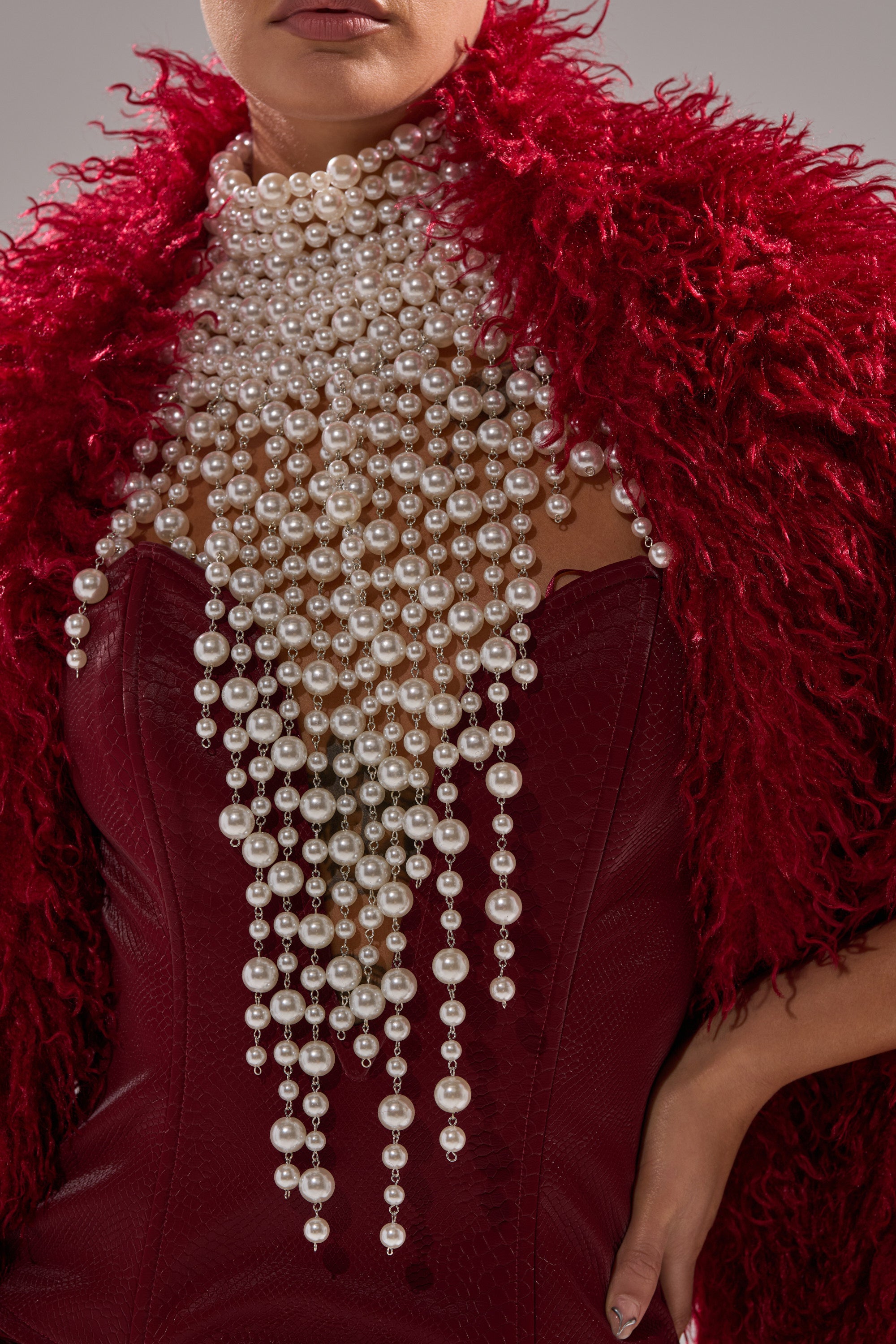 POLLY PEARL STATEMENT NECKLACE