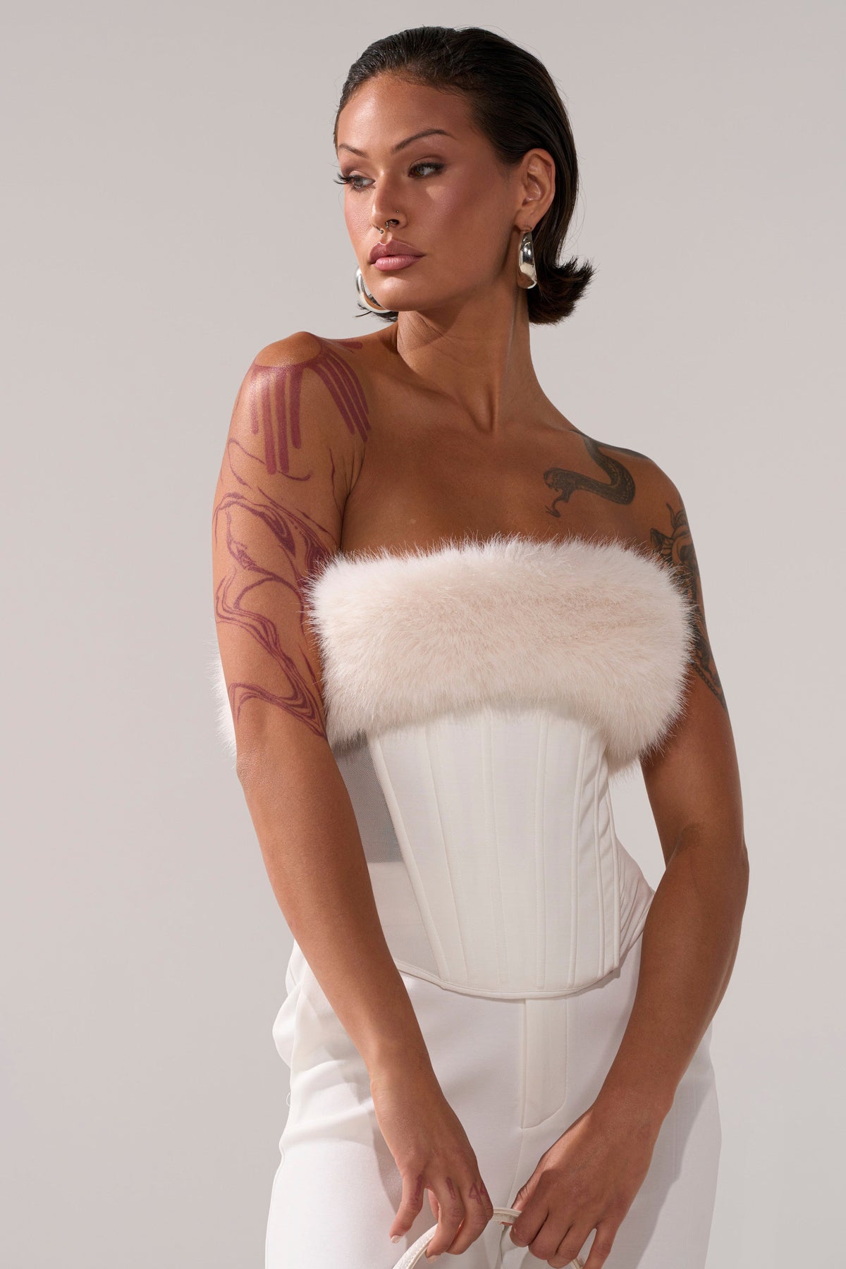 SNOW BUNNY CORSET WITH FUR