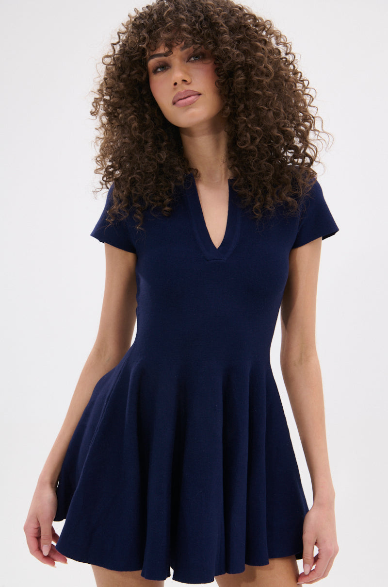 SLEEK AND CHIC KNIT MINI DRESS IN NAVY