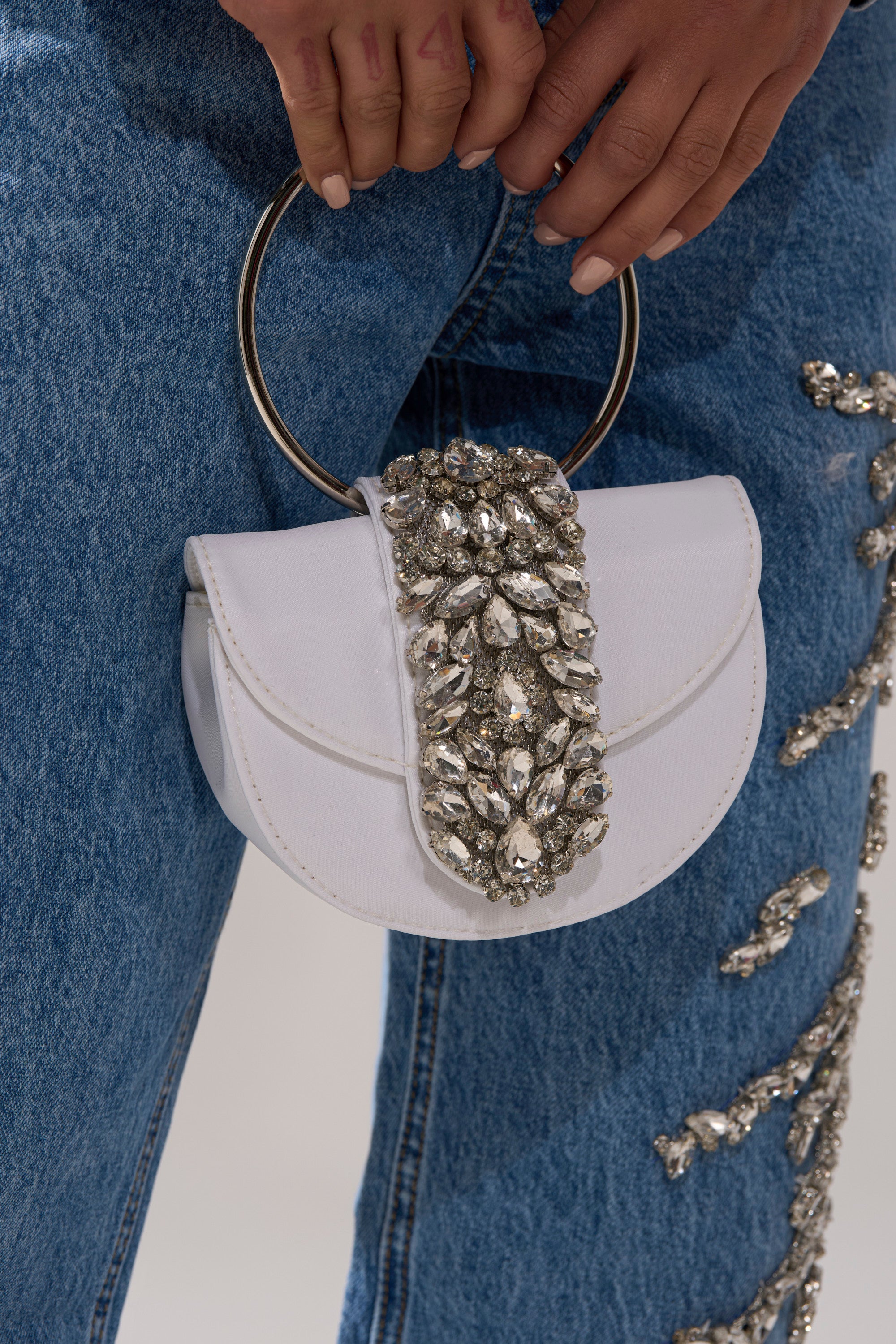 TO THE EVENT EMBELLISHED PURSE
