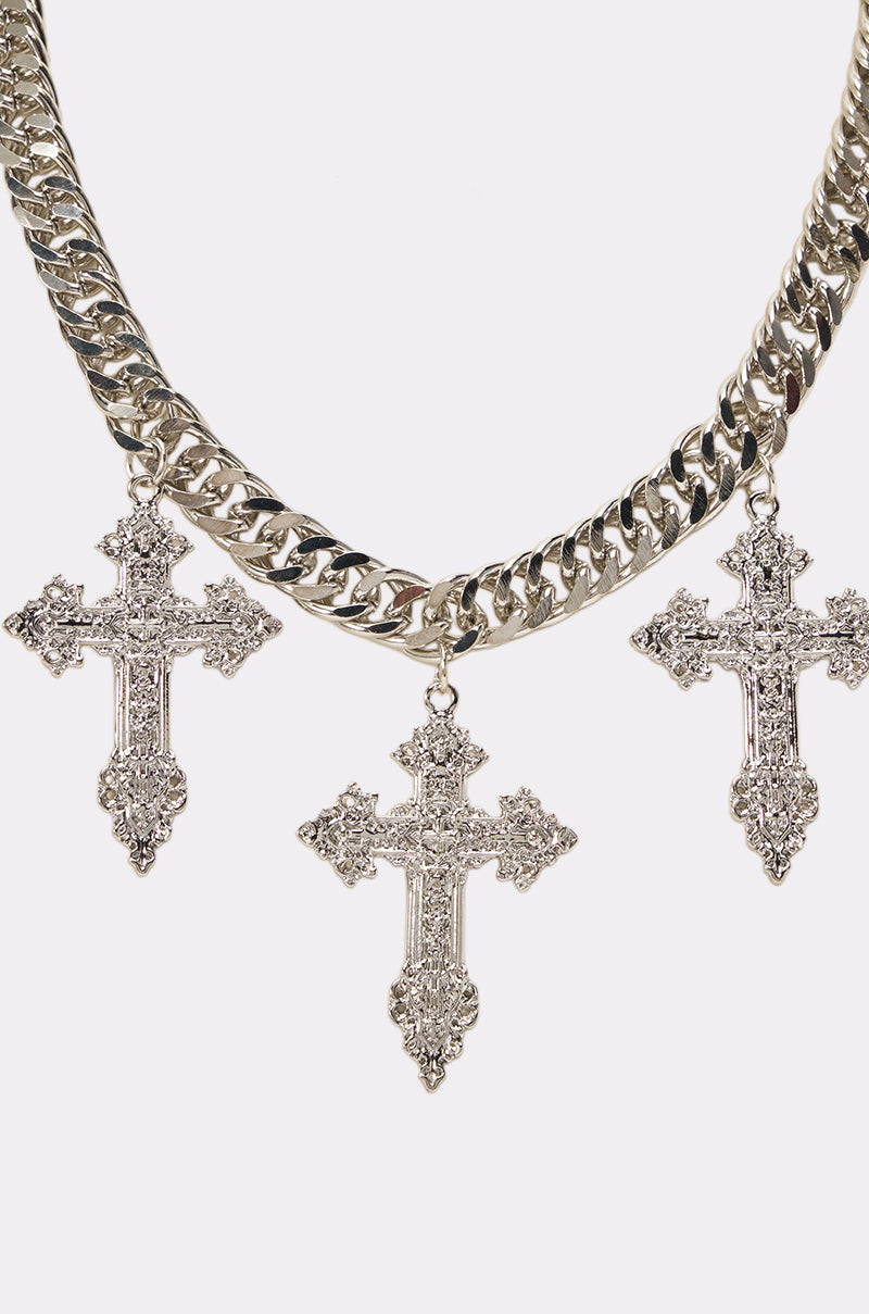 TRIPLE CROSS CHAIN NECKLACE