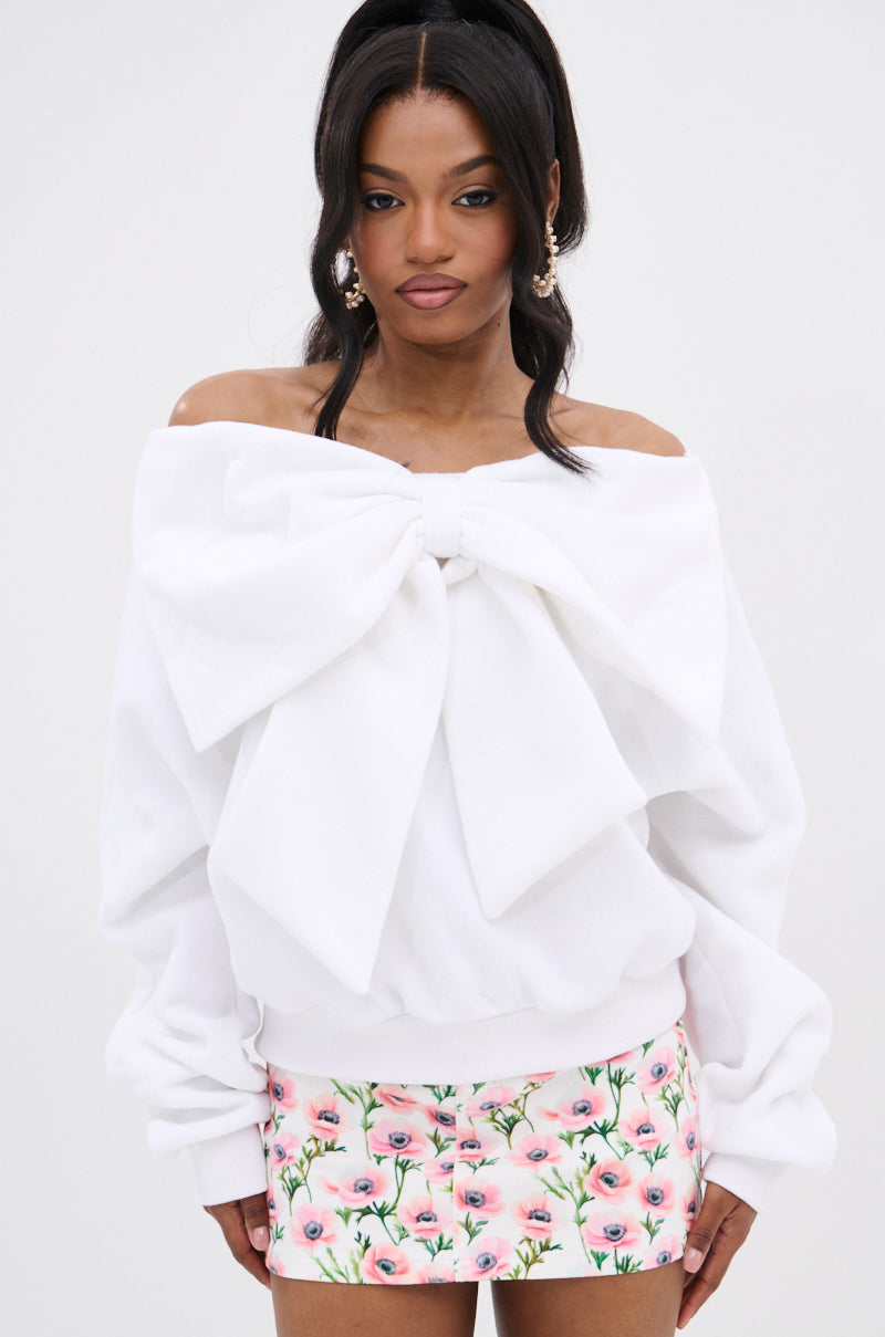 THE BEST BOW SWEATER