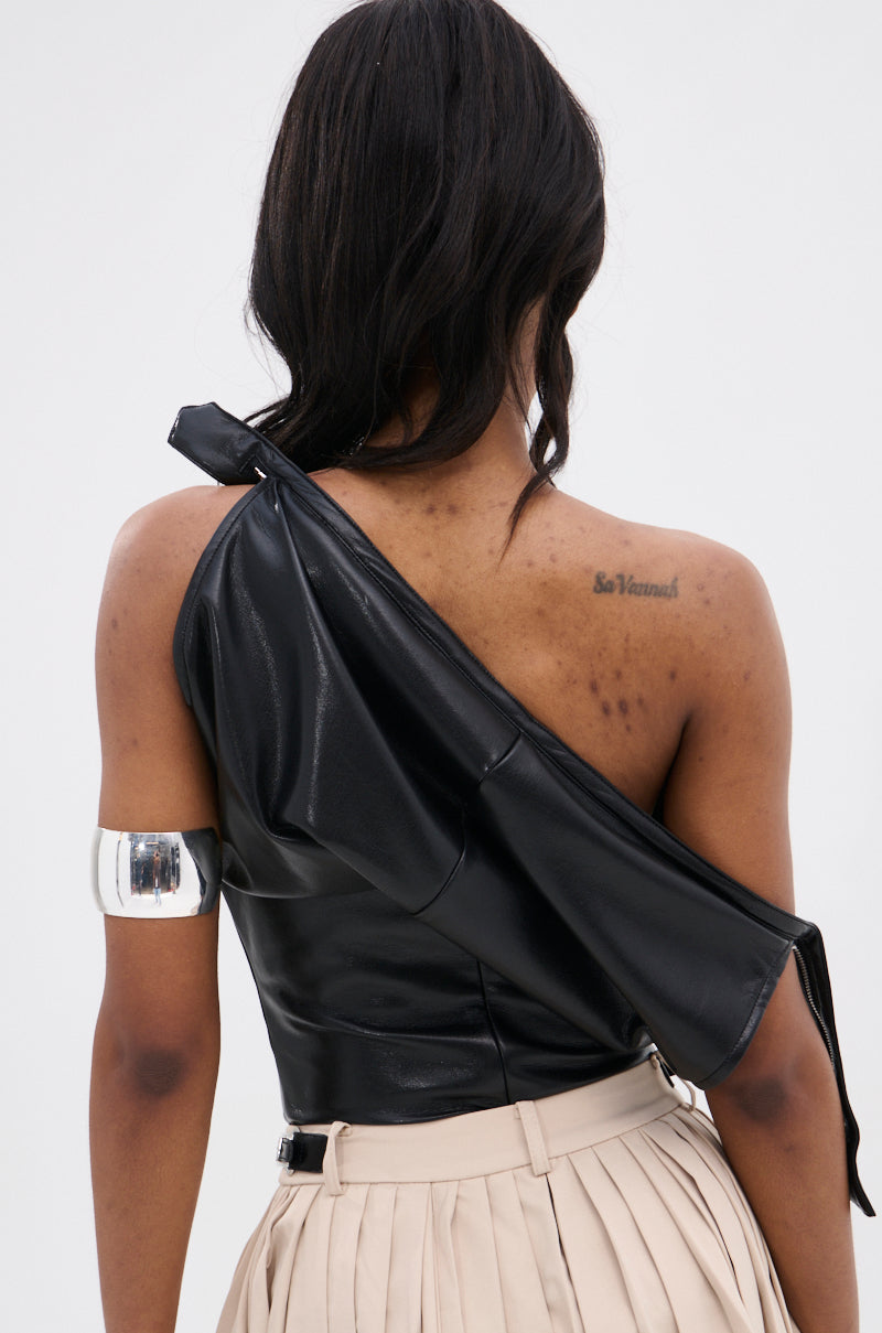 WEEKEND VIBES FAUX LEATHER BLOUSE
