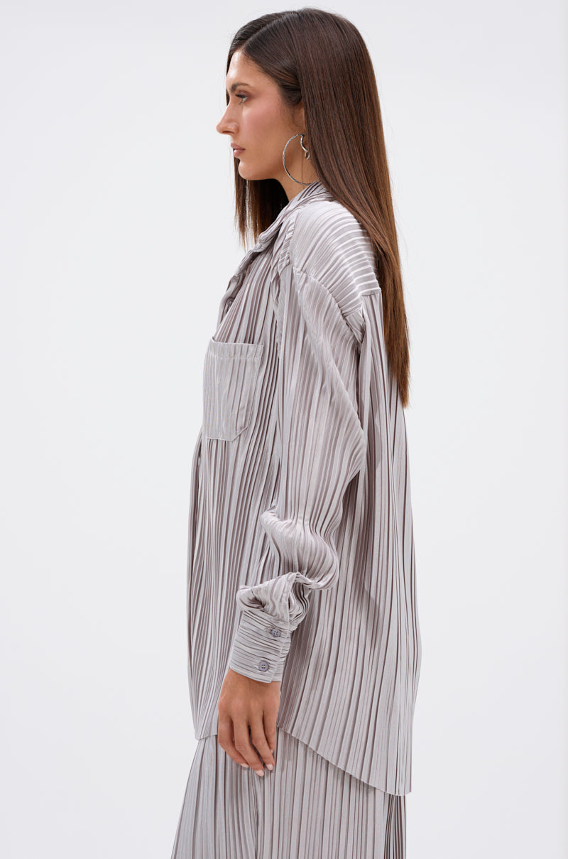 ALIA SLINKY BUTTON DOWN