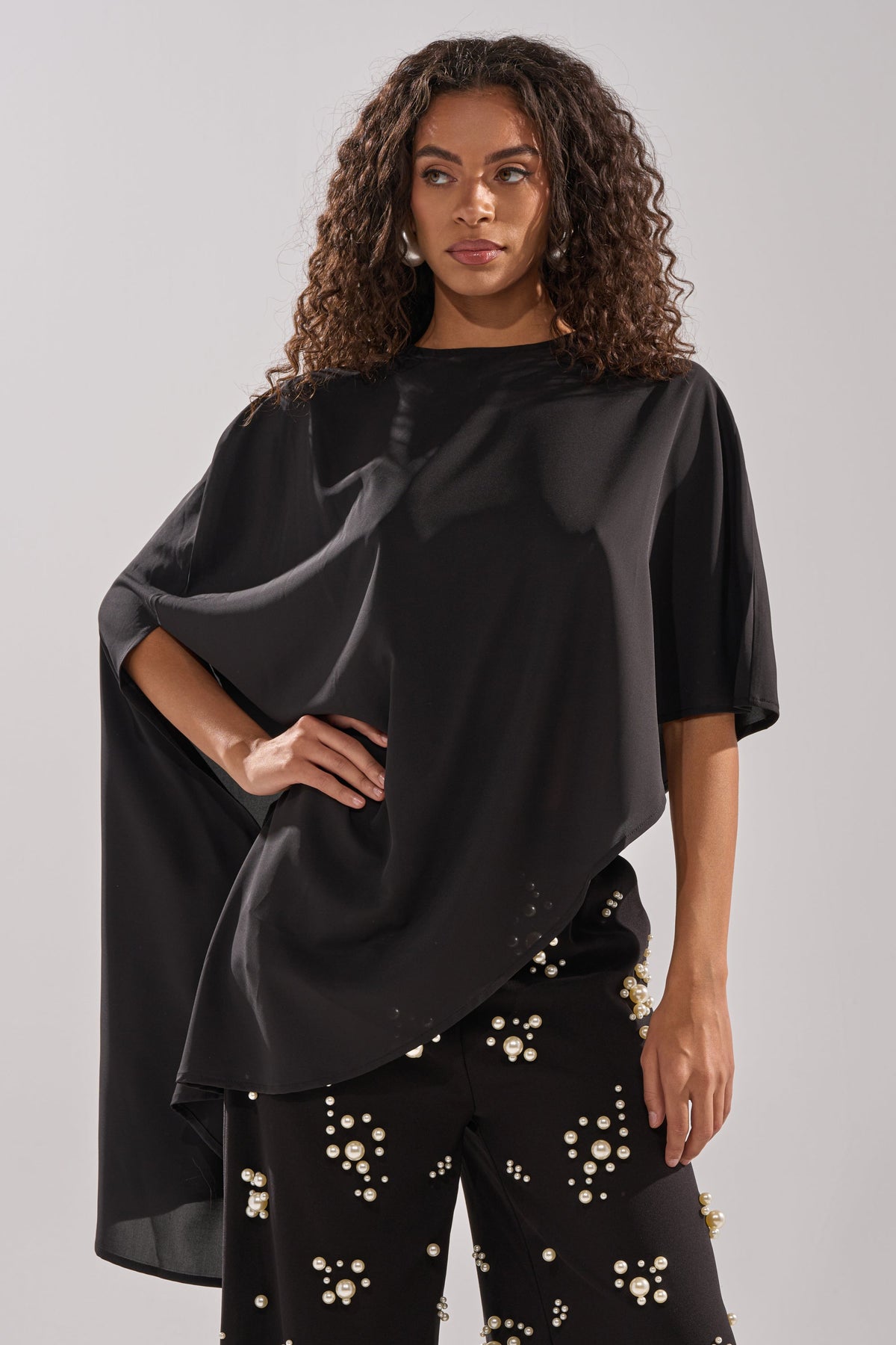 SOMETHING DIFFERENT OVERSIZED ASYMMETRICAL TEE