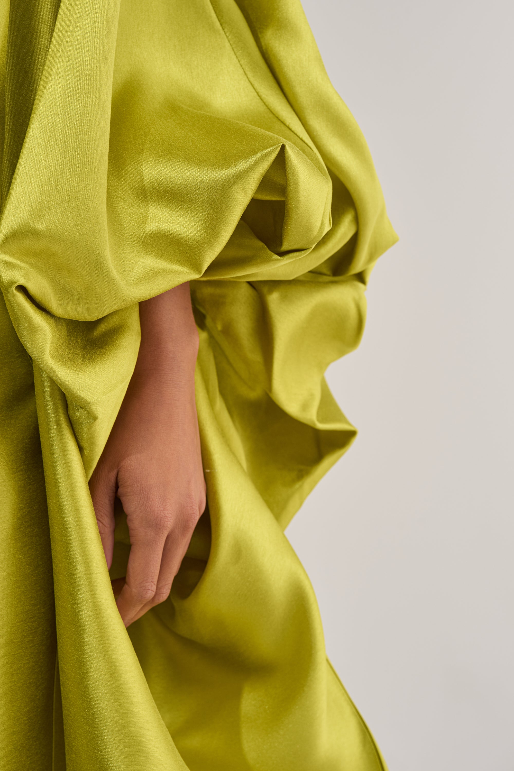 BY MY SIDE HIGH LOW BLOUSE IN CHARTREUSE