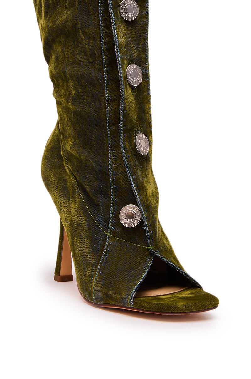 AZALEA WANG KAZUKI OLIVE SLOUCHY DENIM BOOT