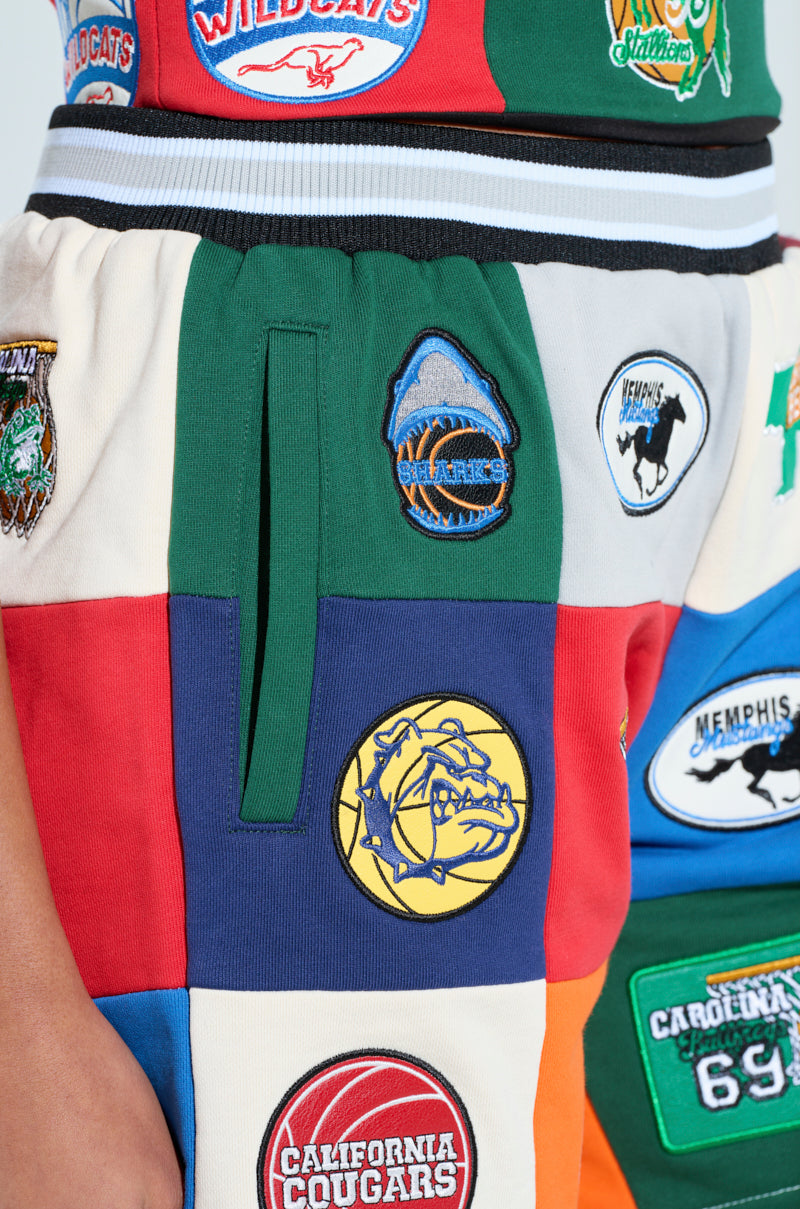SLIGHT FLEX PATCHWORK SHORT