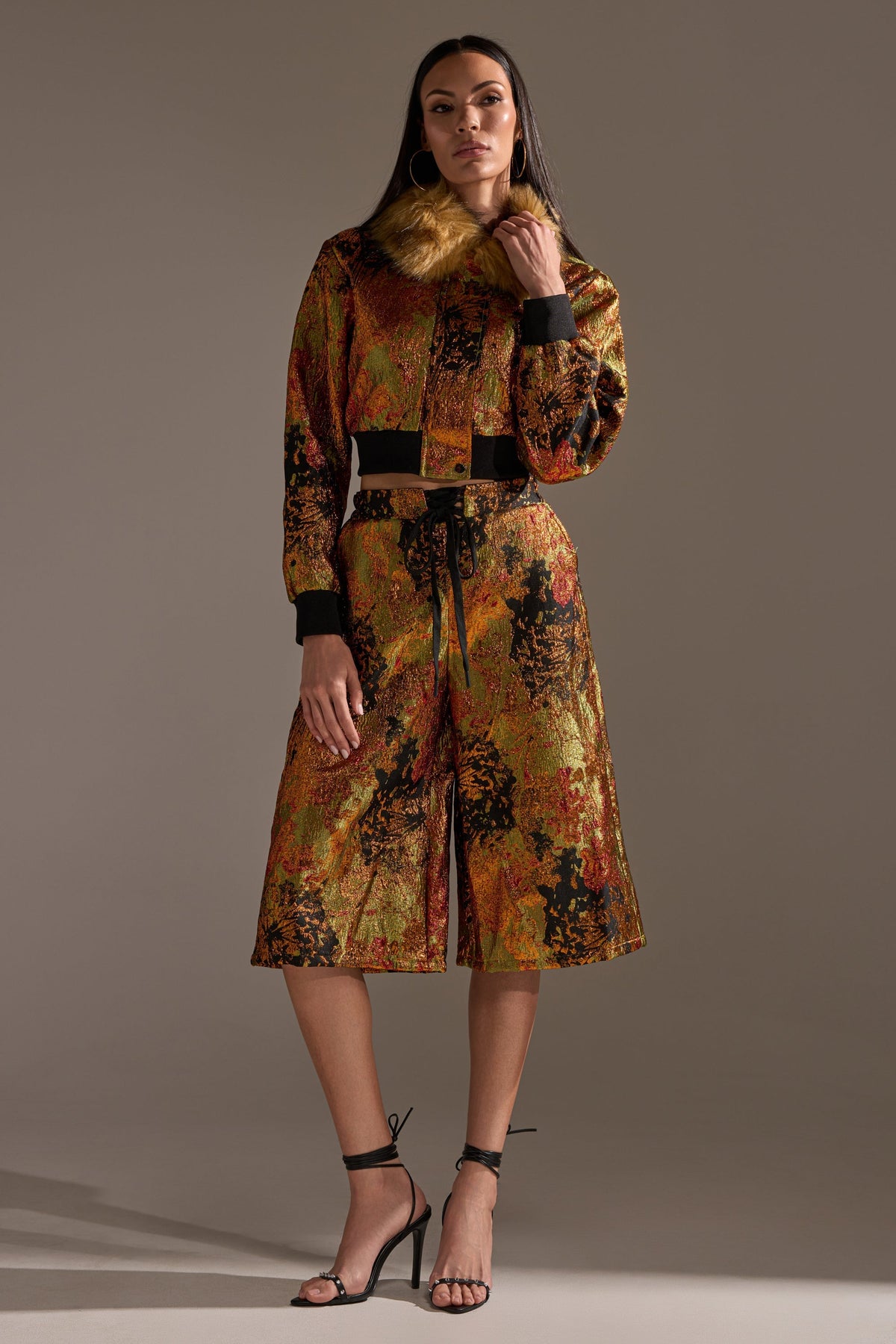 TWIN FLAME BROCADE BERMUDA SHORTS