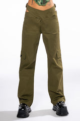 ALL I WANT DETAILED WAIST STRAIGHT CARGO PANT
