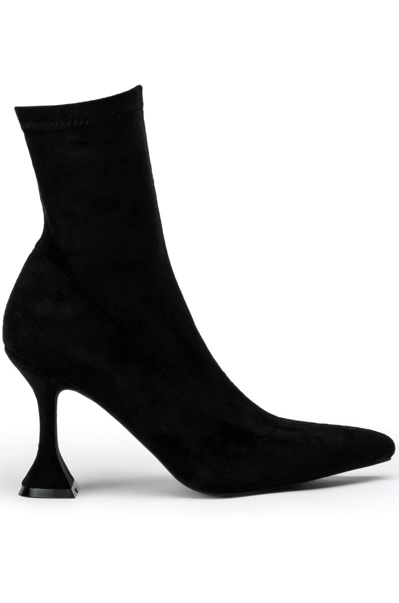 AZALEA WANG ALLISON CHUNKY BOOTIE IN BLACK STRETCH SUEDE