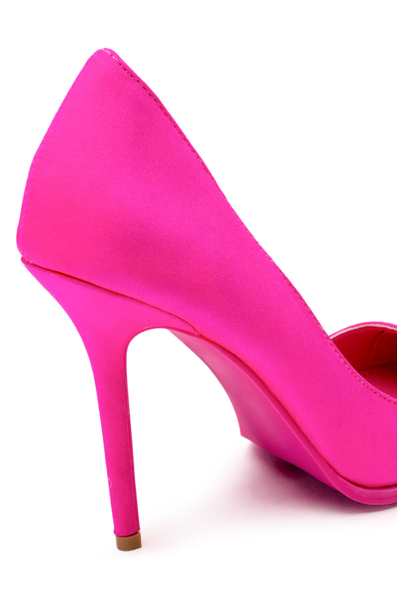AZALEA WANG RECIPE STILETTO CLASSIC PUMP IN FUCHSIA