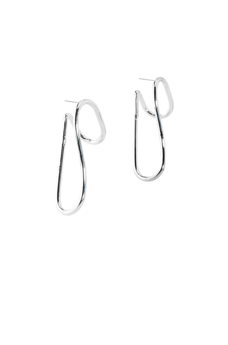NEVER REGULAR EARRING