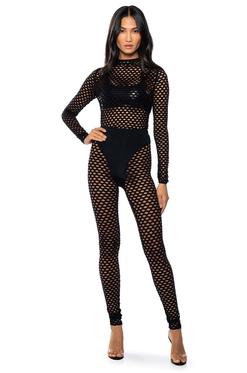RUNNIN UP LONG SLEEVE SEAMLESS CROP TOP