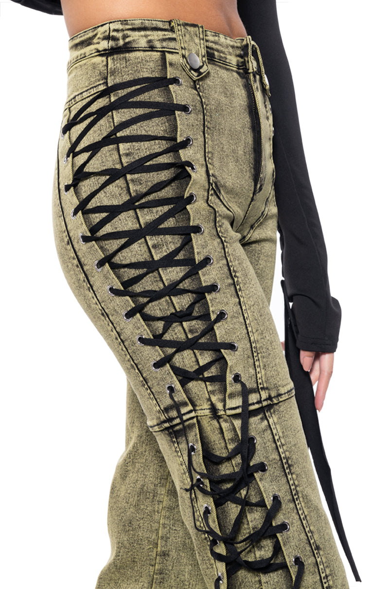 STAND OUT LACED UP JEANS