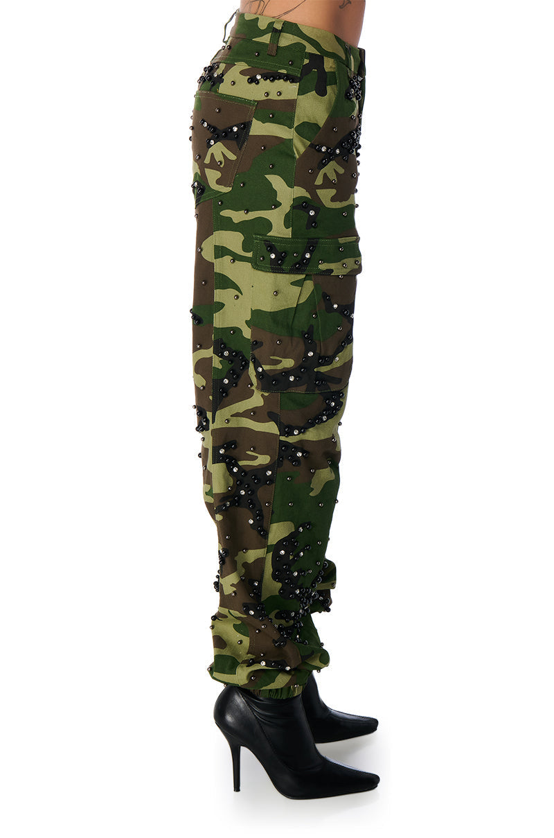 STANDING OVATION CAMO JOGGER PANT