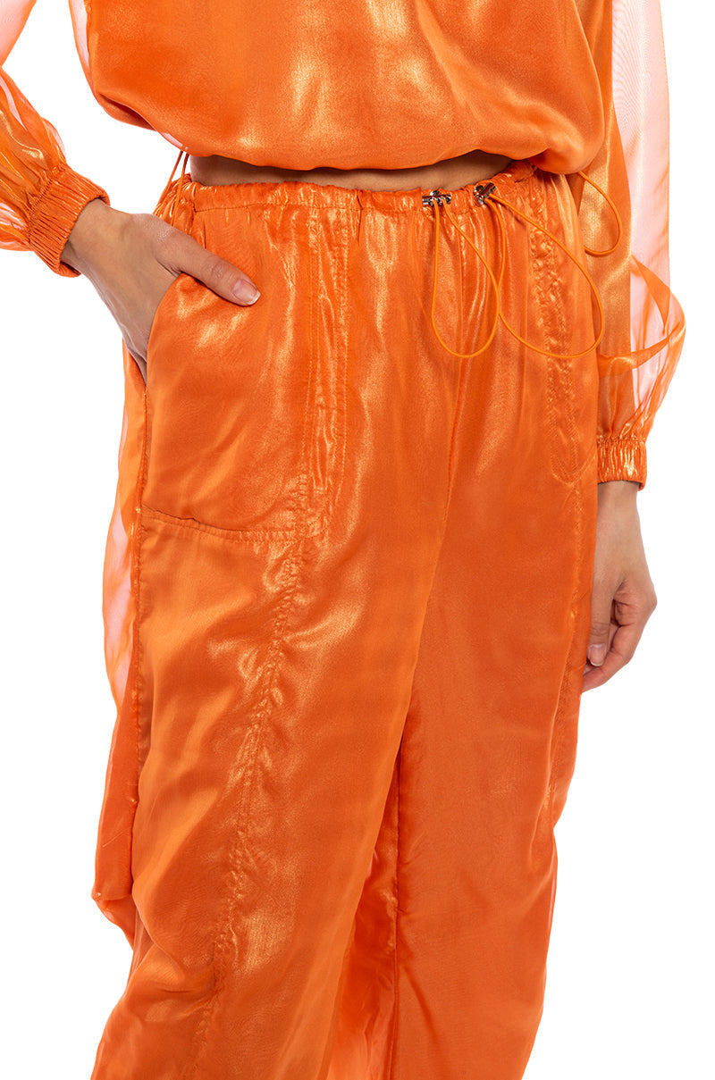 TAKE A BREAK LIGHTWEIGHT PARACHUTE PANT