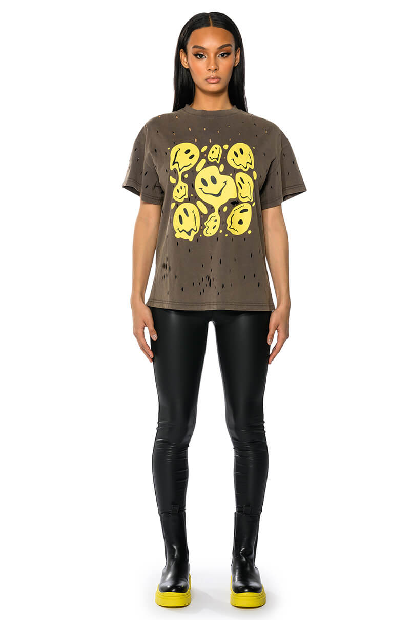 TRIPPY TRIPPY DISTRESSED CREW NECK TSHIRT