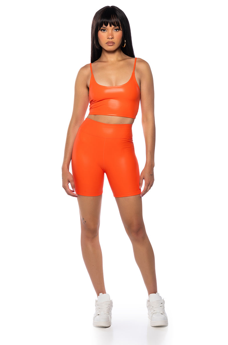 UNDENIABLE FIT CROPPED CAMI IN ORANGE