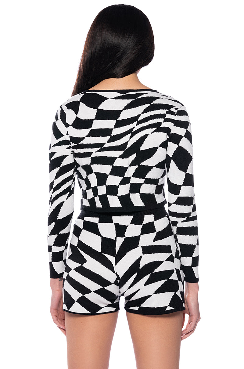 WAVY CHECKERED TIE FRONT CROPPED SWEATER
