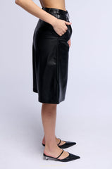 ZOE LONG FAUX LEATHER SHORTS IN BLACK